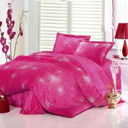 來賚家紡·天鵝絨四件套 夢幻花海，溫暖家居的優雅選擇